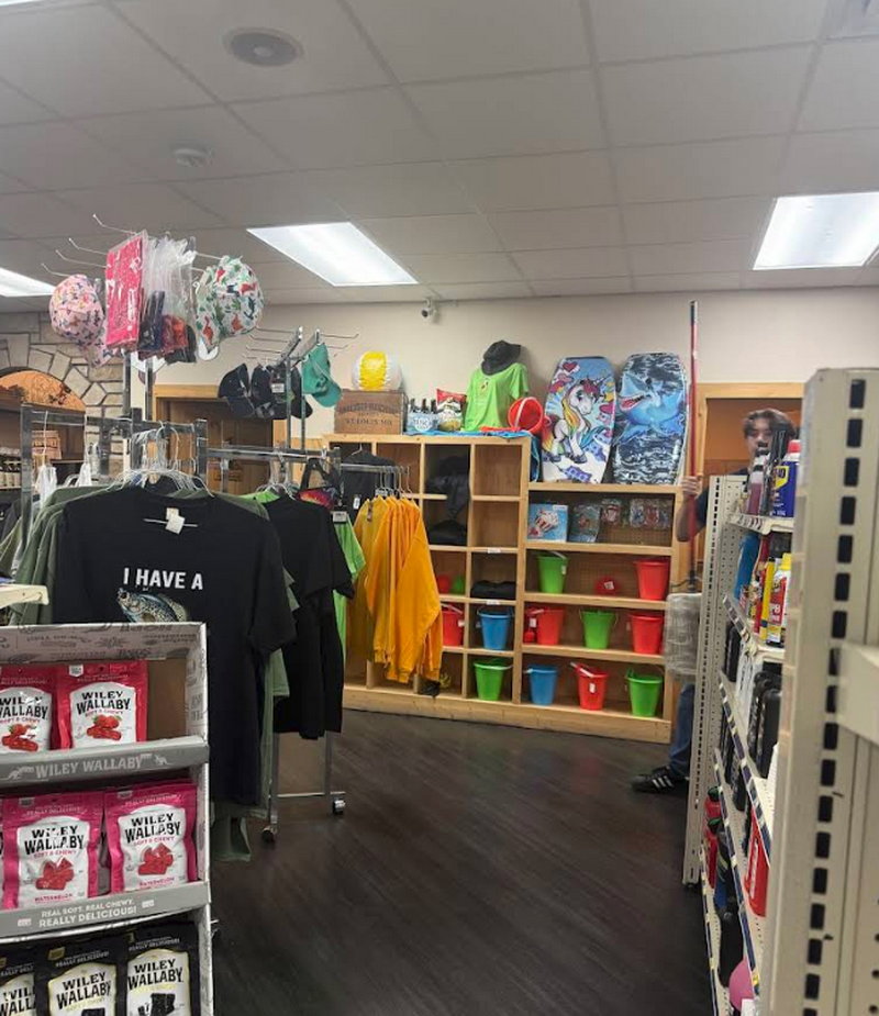 Woodys Outpost (Schaves Tourist Court, Grants Modern Tourist Court) - Woodys (newer photo)